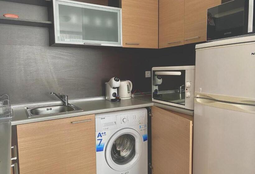 شقة غرفة واحدة, Apartments In Sunny Island Complex