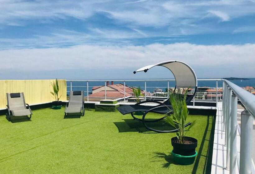 Апартаменты Deluxe 1 Спальня, Apartments In Sunny Island Complex