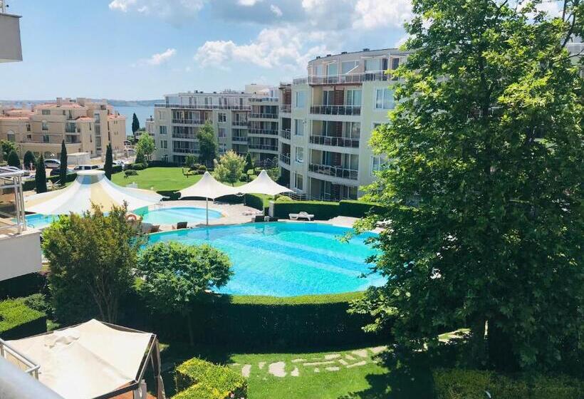 شقة غرفة واحدة مطلة على الحديقة, Apartments In Sunny Island Complex