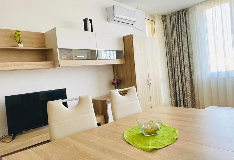 Апартаменты 1 Спальня Вид на Море, Apartments In Sunny Island Complex