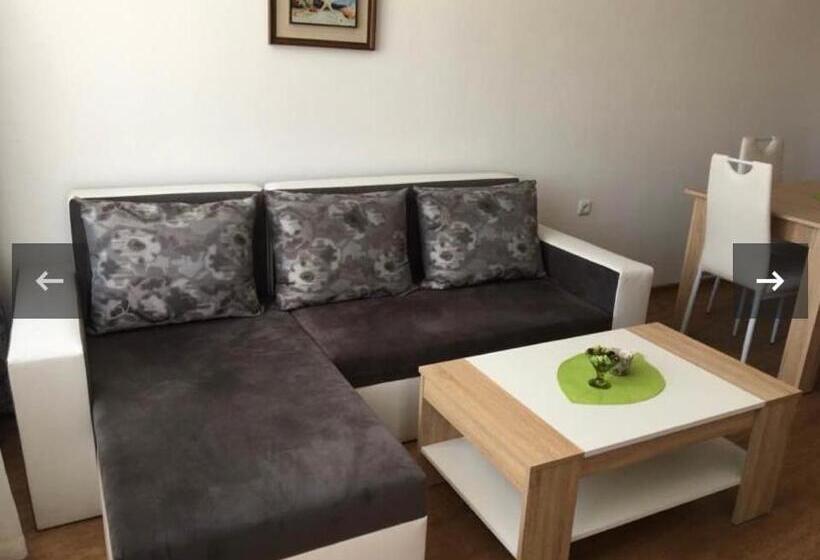 شقة غرفة واحدة مطلة على البحر, Apartments In Sunny Island Complex