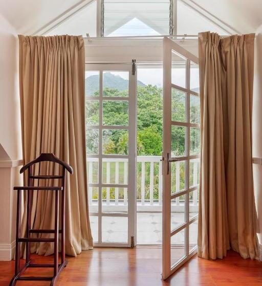 주니어 스위트, Fogo Resort