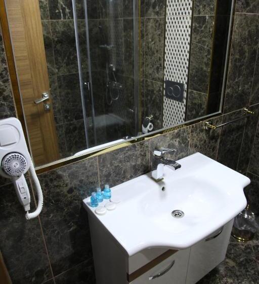 スタンダードルーム, Safir