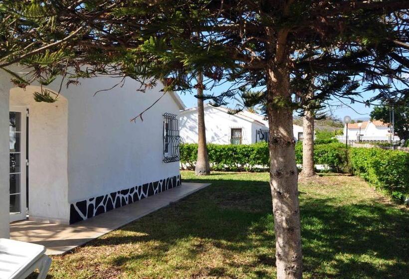 스탠다드 방갈로, Bungalows Los Arcos