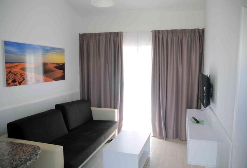 스탠다드 방갈로, Bungalows Los Arcos