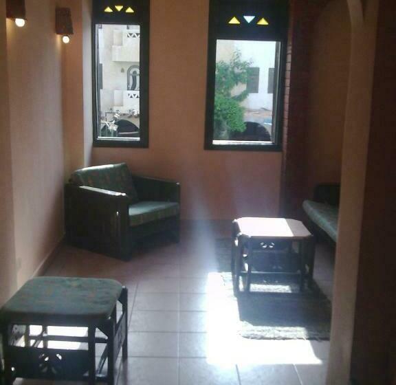 اتاق لوکس سه تخته, Amar Sina Egyptian Village