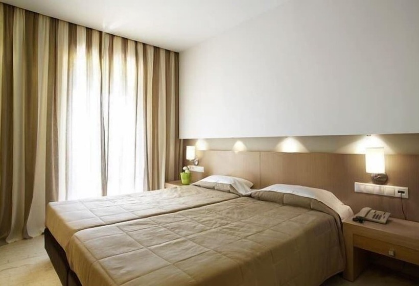 スタンダードルーム, Astoria