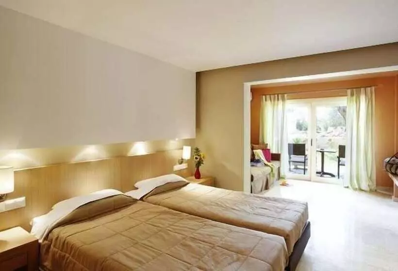 Chambre Familiale, Astoria