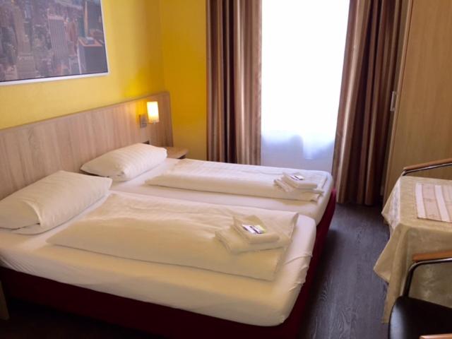 带共用浴室的标准房间, Kieler Hof Am Hauptbahnhof   Hamburg Central Station