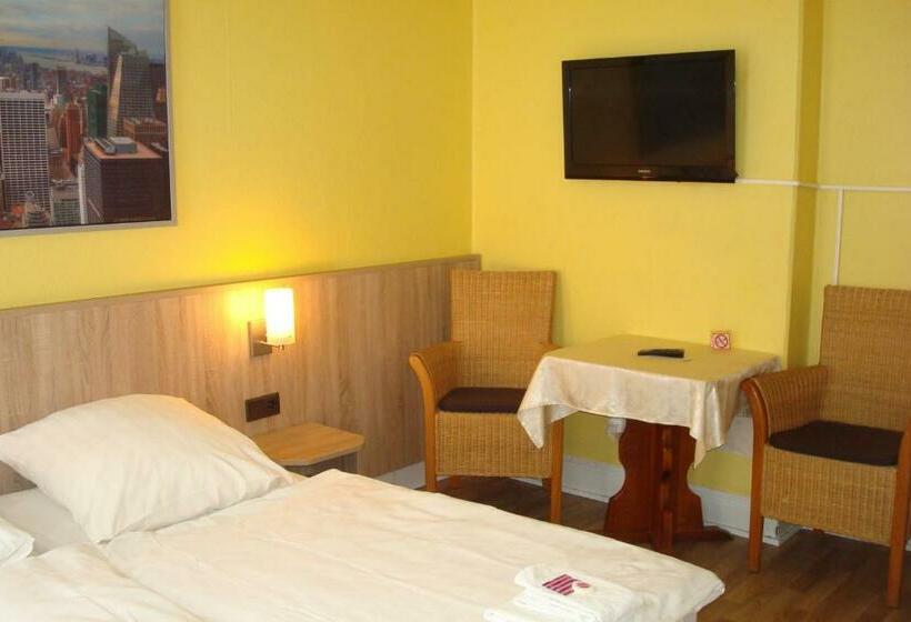 带共用浴室的标准房间, Kieler Hof Am Hauptbahnhof   Hamburg Central Station