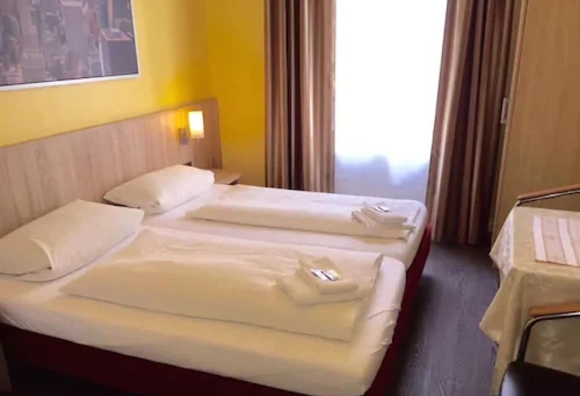 带共用浴室的标准房间, Kieler Hof Am Hauptbahnhof   Hamburg Central Station