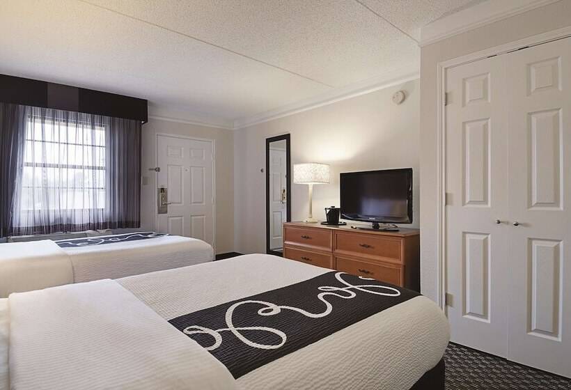 غرفه قياسيه سريرين مزدوجين, La Quinta By Wyndham Miami Airport East