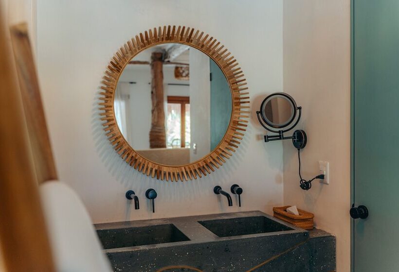 Quarto Superior, Ser Casasandra Boutique