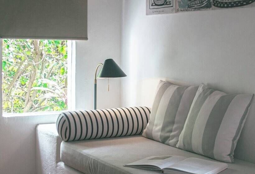 スイート, Ser Casasandra Boutique