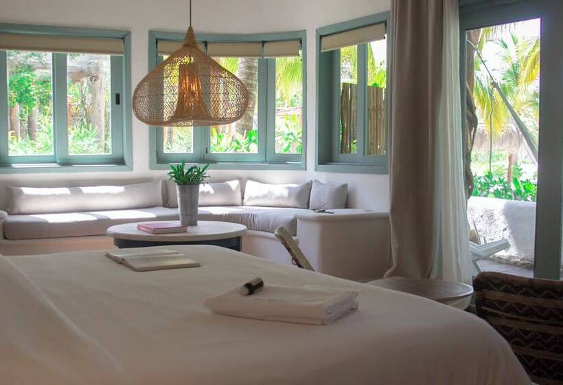 スイート, Ser Casasandra Boutique