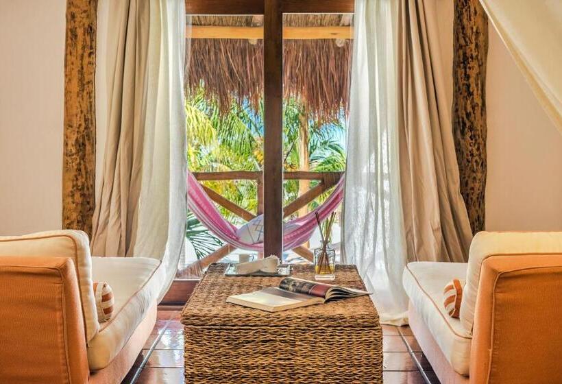 マスタースイートルーム, Ser Casasandra Boutique