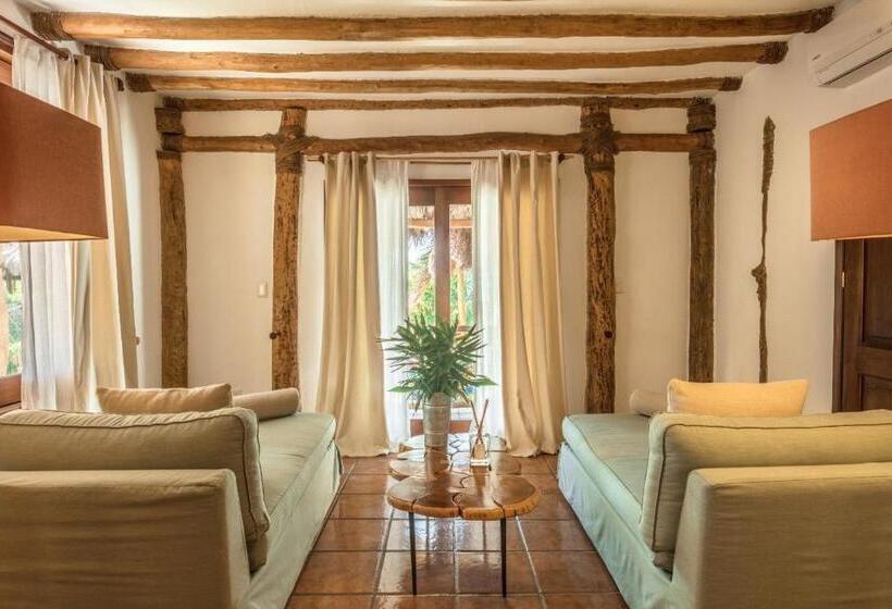 マスタースイートルーム, Ser Casasandra Boutique