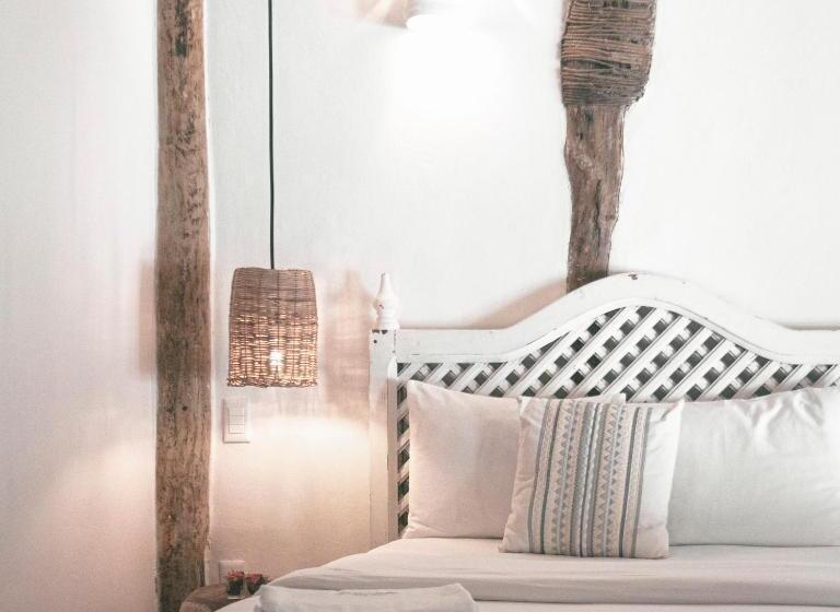 Quarto Superior, Ser Casasandra Boutique