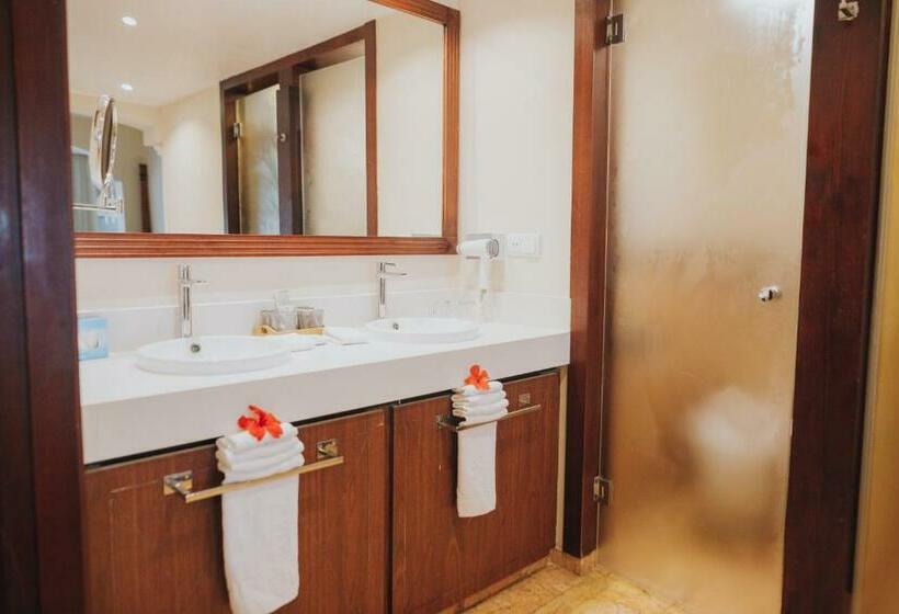 ハイドロマッサージバス付きジュニアスイート, Majestic Colonial Punta Cana All Inclusive