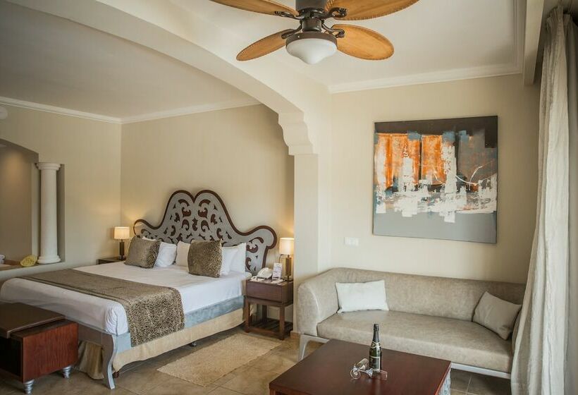 Полулюкс с Гидромассажем, Majestic Colonial Punta Cana   All Inclusive