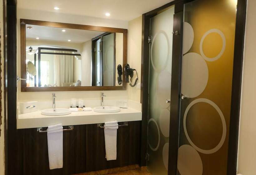 ジュニアスイートクラブ シービュー, Majestic Colonial Punta Cana All Inclusive