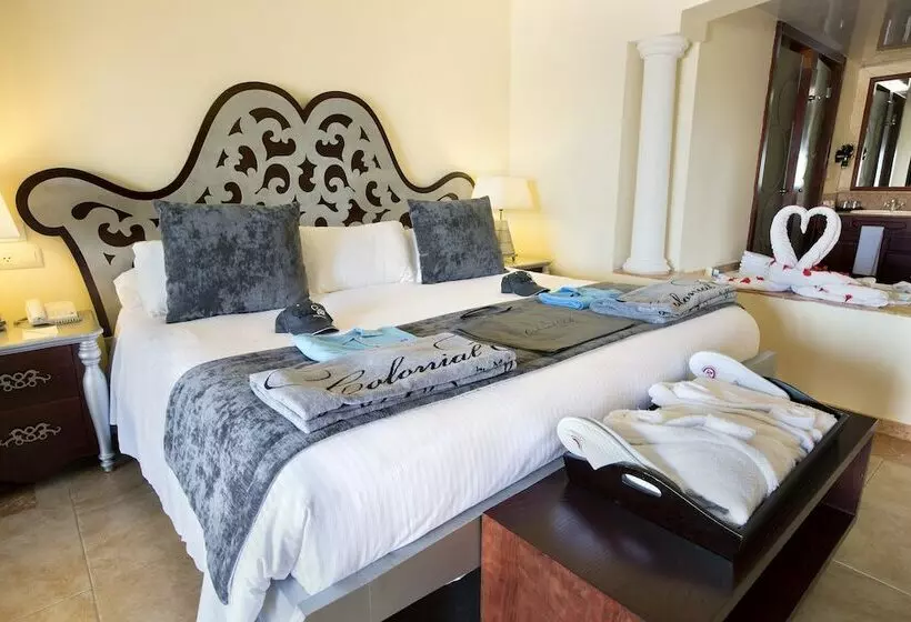 オーシャンビューのクラブルーム, Majestic Colonial Punta Cana   All Inclusive