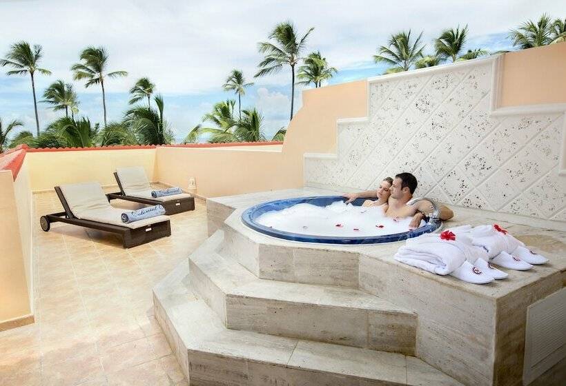 オーシャンビューのクラブルーム, Majestic Colonial Punta Cana All Inclusive