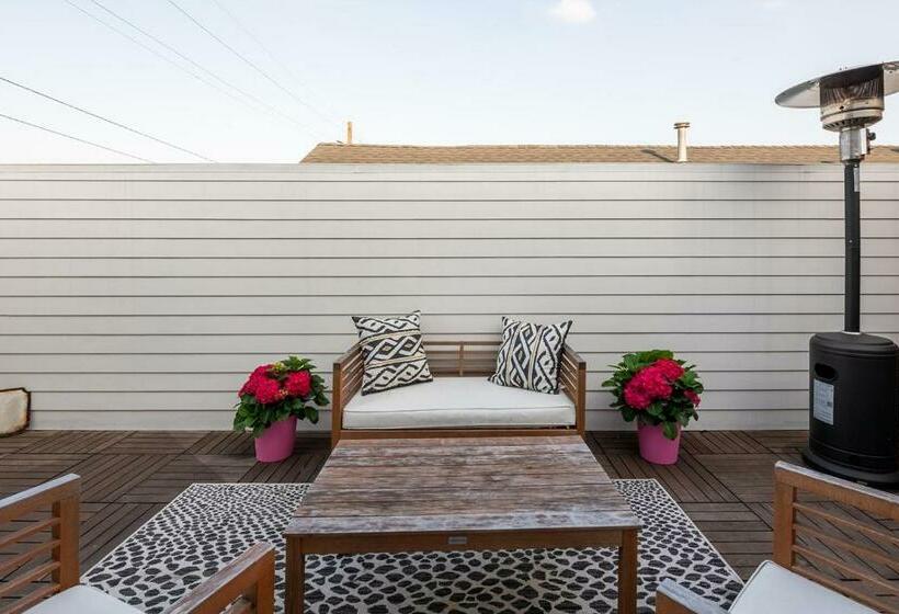 سوییت, Serenity In The Marigny