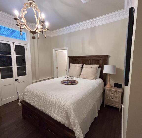 سوییت, Serenity In The Marigny