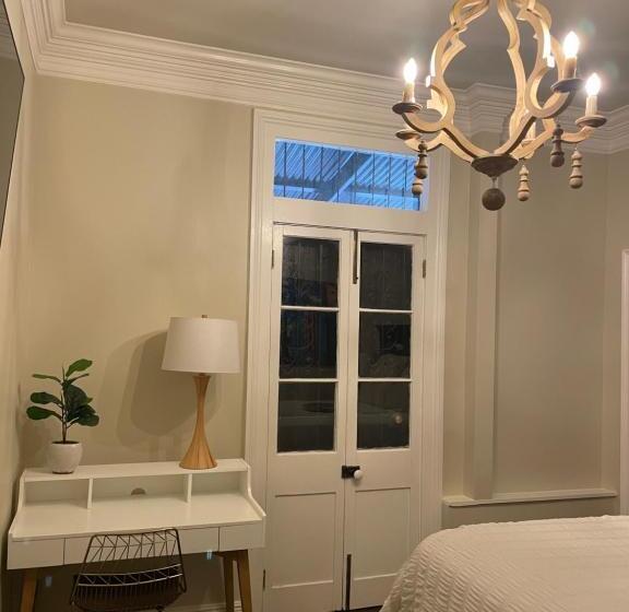 سوییت, Serenity In The Marigny