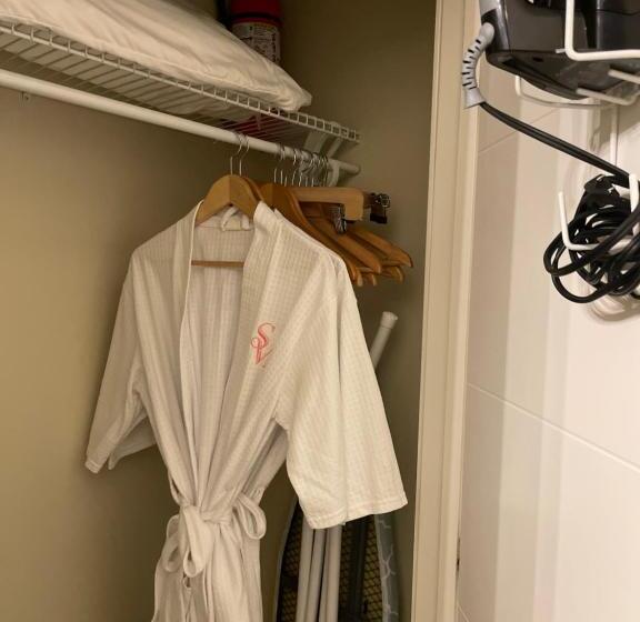 سوییت, Serenity In The Marigny