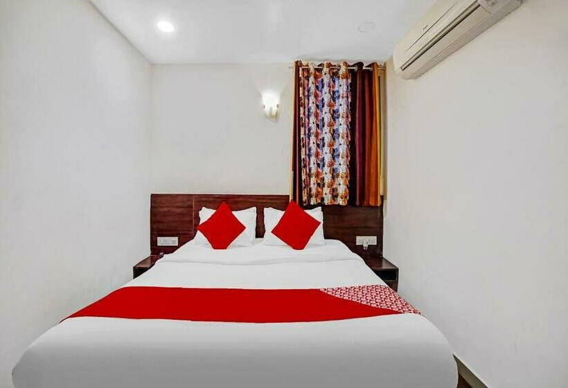 غرفة أساسية, Collection O Suvidha