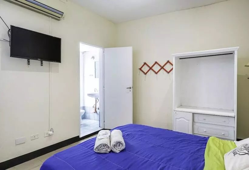 اتاق استاندارد, Granados Hostel