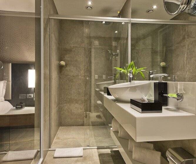 سوییت جونیور, Melia Paulista