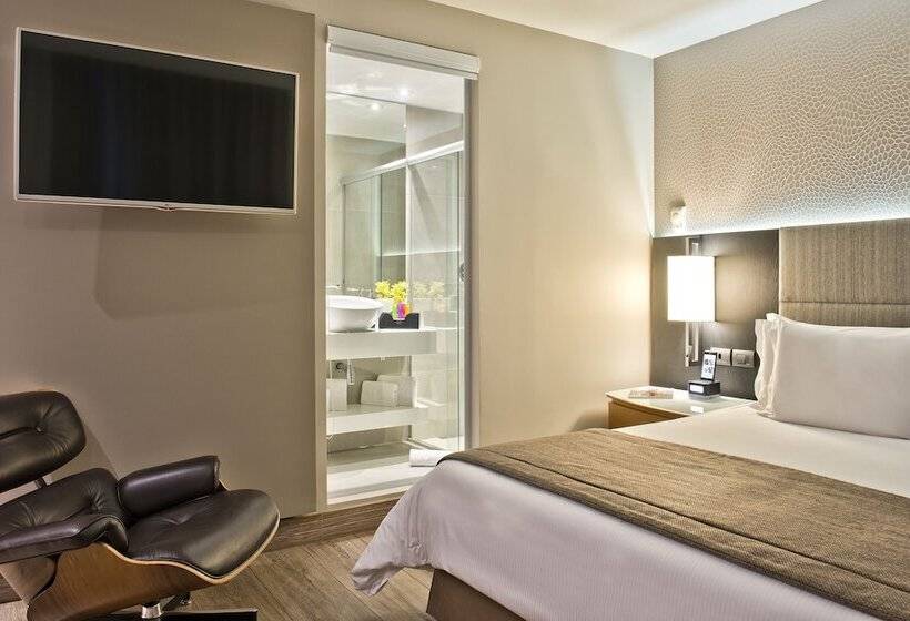 سوییت جونیور, Melia Paulista