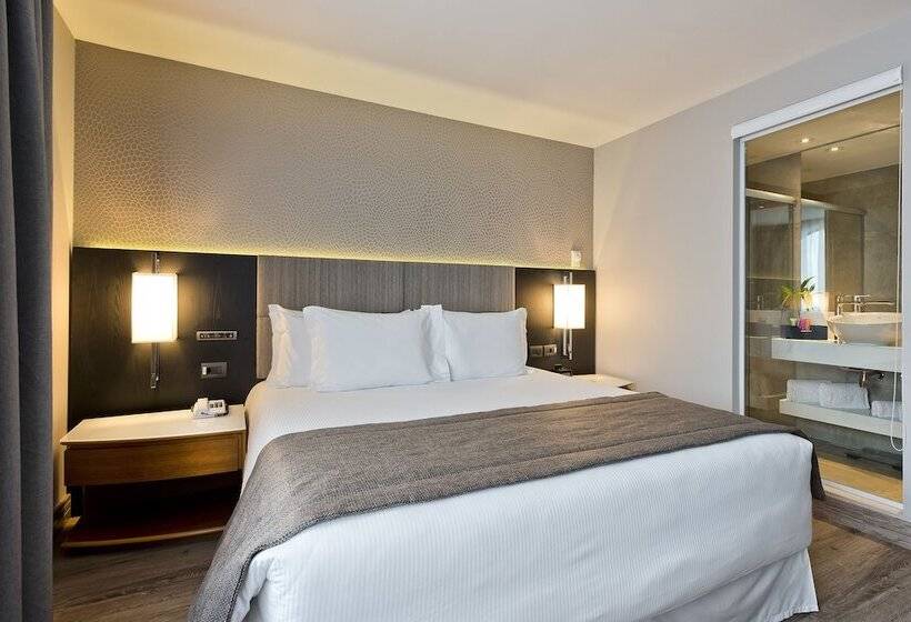 سوییت جونیور, Melia Paulista