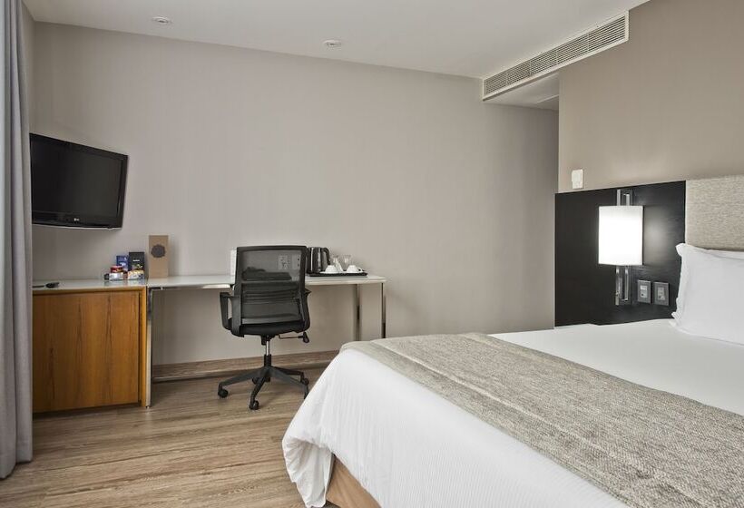 اتاق پرمیوم, Melia Paulista