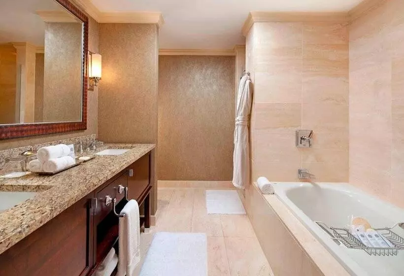 スイート, The St. Regis Houston