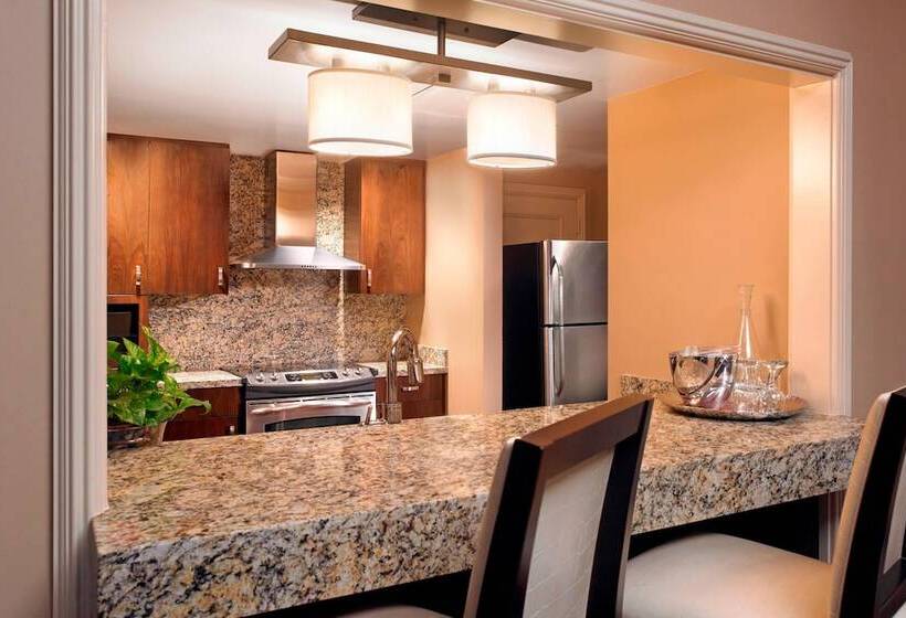 جناح, The St. Regis Houston