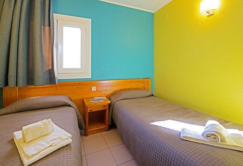 带3个卧室的公寓, Apartaments Giberga