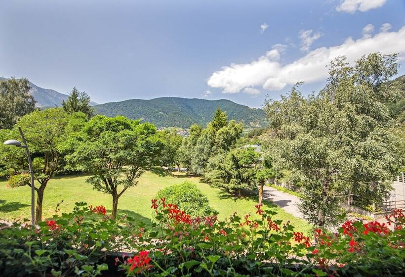 آپارتمان 3 خوابه, Apartaments Giberga