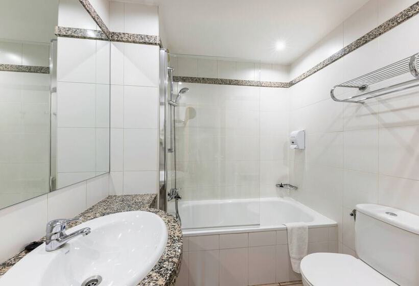 带3个卧室的公寓, Apartaments Giberga