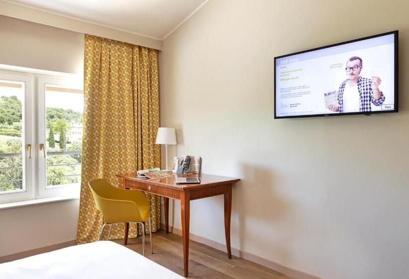 スタンダードルーム, B&b Hotel Affi Lago Di Garda