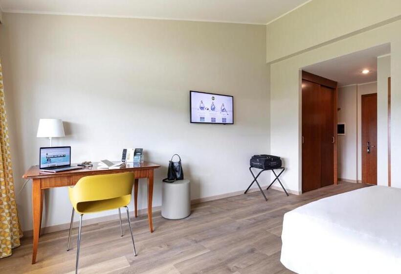 スタンダードトリプルルーム, B&b Hotel Affi Lago Di Garda