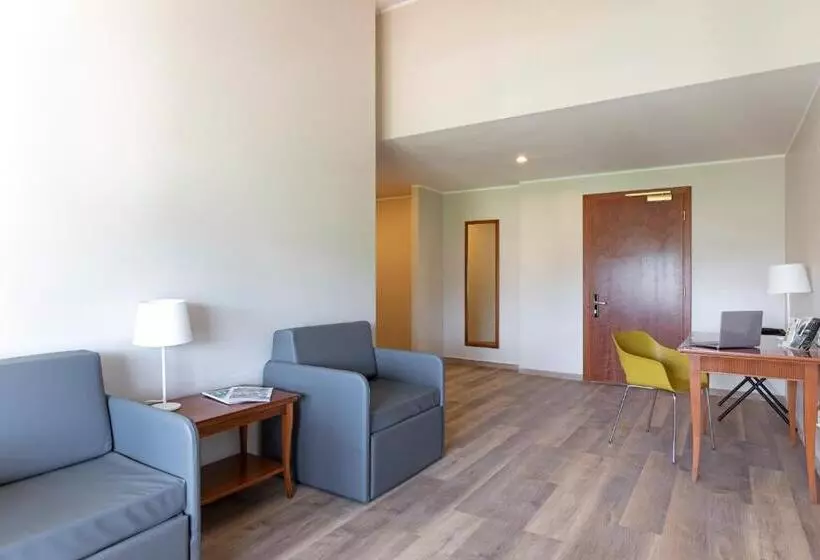 スタンダード４人部屋, B&b Hotel Affi   Lago Di Garda