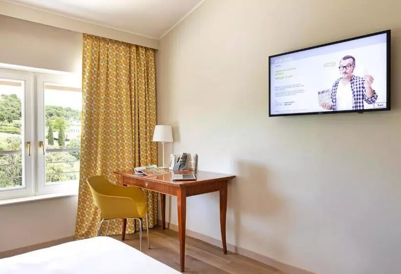 身障者適用スタンダードルーム, B&b Hotel Affi   Lago Di Garda