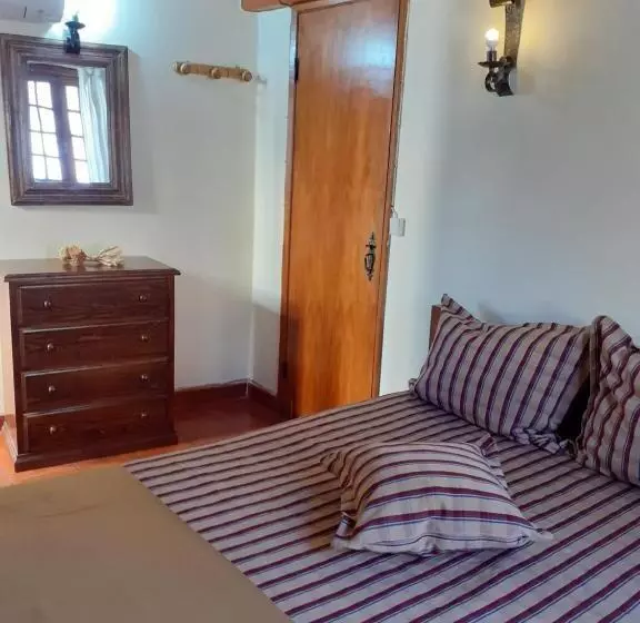 خانه 2 خوابه, Casas Do Cruzeiro