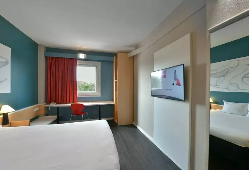 اتاق خانوادگی, Ibis Madrid Getafe