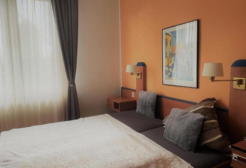 标准间, Krasemann