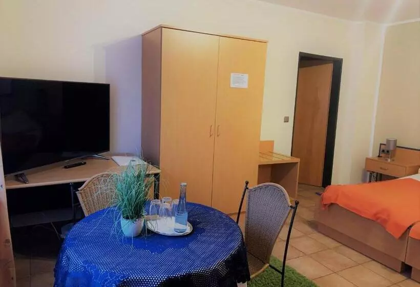 Standard Quadruple Room, Krasemann